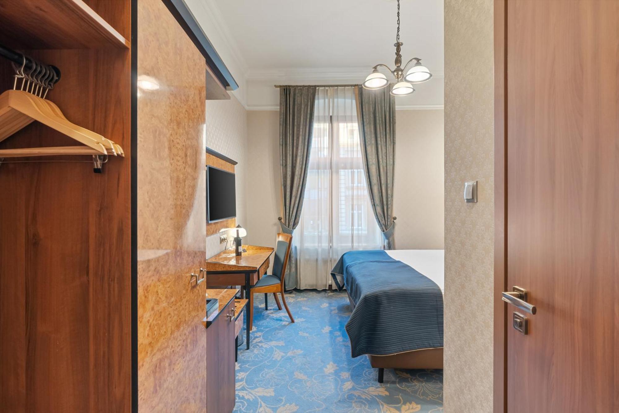 Hotel Diament Plaza Gliwice Exterior photo